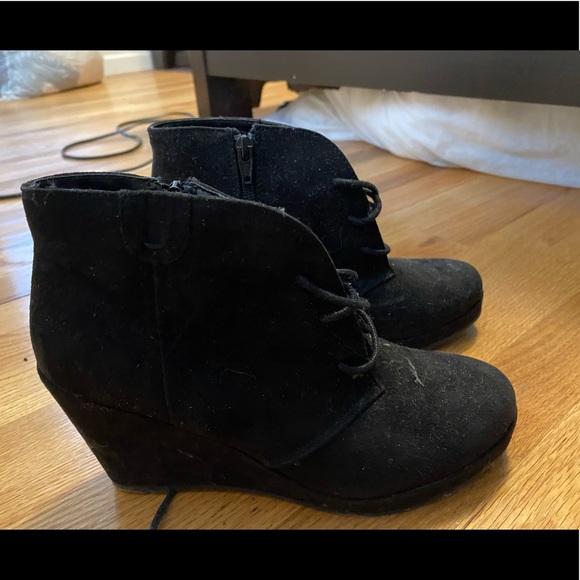 Wedge lace up booties - Picture 2 of 4